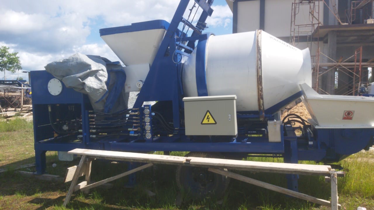 Concrete Mixing Pump