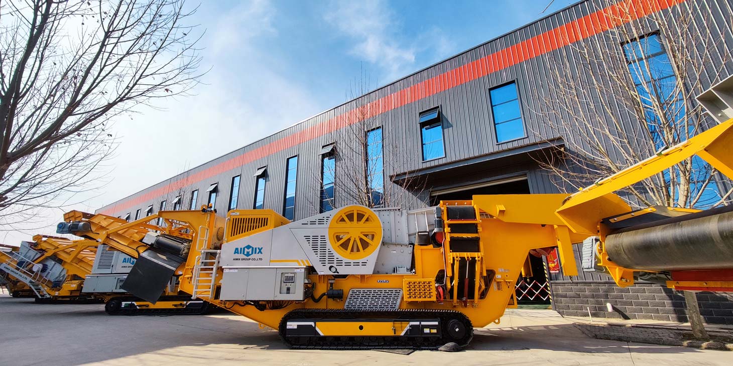 Mobile jaw crusher plant by Aimix